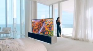 CES 2019: Una TV que se enrolla y las pantis irrompibles causan furor en la feria de tecnología