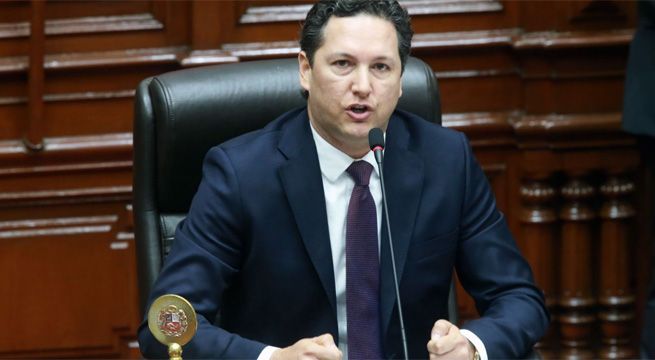 Fuerza Popular presenta moción de censura contra Daniel Salaverry