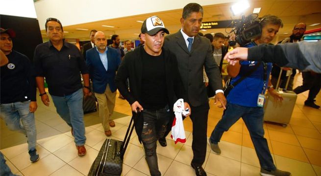 Egidio Arévalo Ríos llegó al Perú para firmar su contrato con Deportivo Municipal