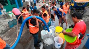 Mujer murió en San Juan de Lurigancho cuando llevaba balde con agua