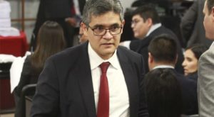 José Domingo Pérez dirige diligencia en local central de Telefónica