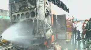 Bus interprovincial se incendia y pasajeros del Festival de la Marinera perdieron costosos trajes