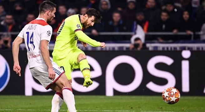 Lyon y Barcelona empatan 0-0 y se alistan para el partido de vuelta en Camp Nou