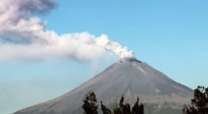 México: impactante explosión del volcán Popocatépetl