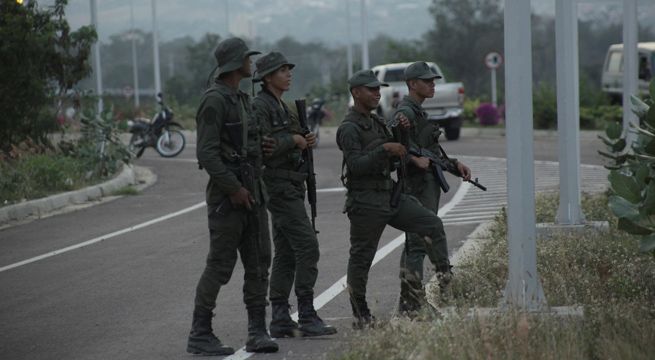 Venezuela: General escapó a Colombia y calificó de «incapaz y corrupto» a gobierno de Maduro