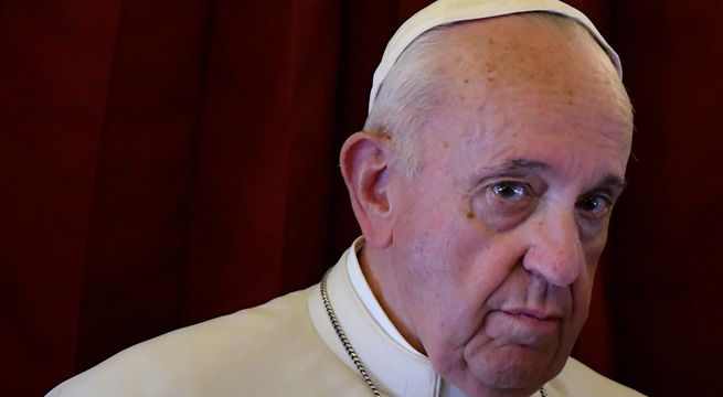 Papa Francisco pide que la Iglesia reconozca el autoritarismo masculino