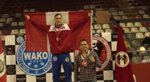 Perú se corona campeón de sudamericano de kickboxing