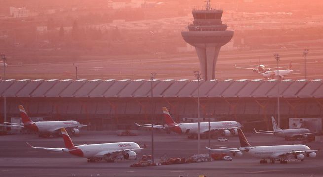 Avión de Air Canada aterrizó de emergencia sin problemas en aeropuerto de Madrid