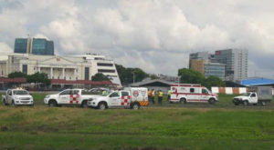 Dos personas mueren al caer de avión en el aeropuerto de Guayaquil