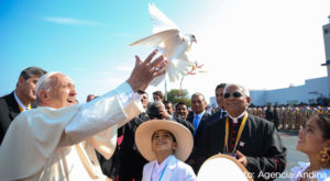 Francisco en Trujillo: fe y emoción en la travesía norteña del papa