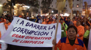 Marchan contra permanencia de Chávarry