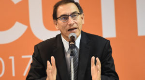 Martín Vizcarra señaló el perfil del próximo ministro de Economía