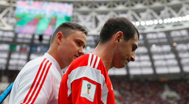 Alan Dzagoev sufrió grave lesión y se podría perder el resto del Mundial