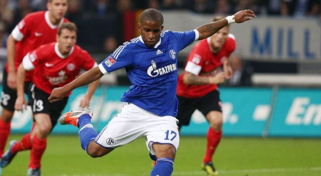 Jefferson Farfán incluido en la oncena ideal del siglo de Schalke 04