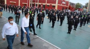 Aprueban ascenso póstumo para policías y militares que fallezcan contagiados por COVID-19 [VIDEO]