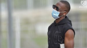 Luis Advíncula pasó una prueba de coronavirus en España