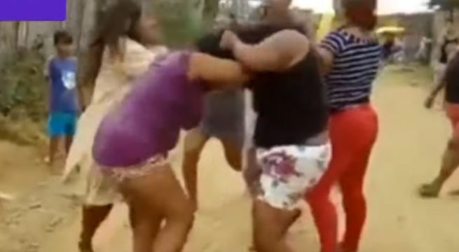 Pelea de venezolana y peruana generó aglomeración de personas en Tumbes [VIDEO]