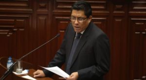 Vicente Zeballos ante el Congreso: «Nuestra prioridad es la salud» [VIDEO]