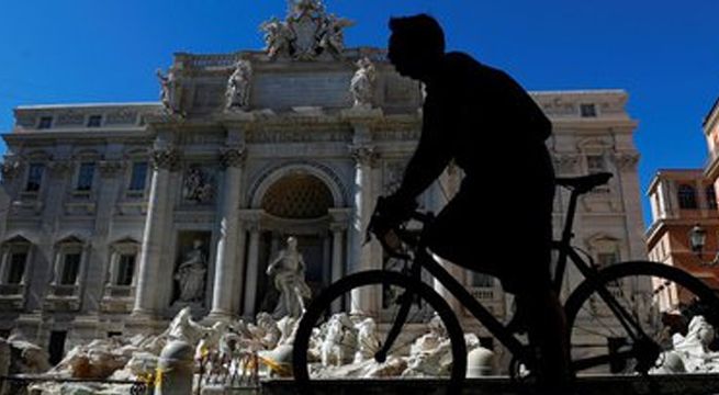 Ciudades italianas ven auge de bicicletas tras confinamiento por COVID-19