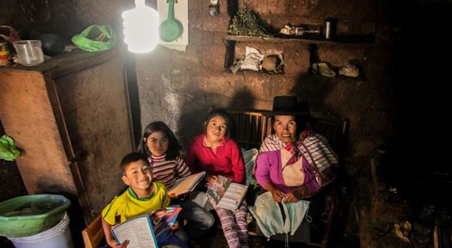 Bono de electricidad de S/ 160 debería llegar al 80 % de hogares del Perú