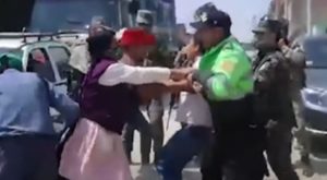 Una familia entera intentó frustrar la intervención de unos jóvenes en Huancayo