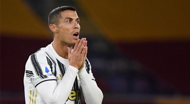 Ministro de Deportes de Italia cree que Cristiano Ronaldo rompió protocolo de salud
