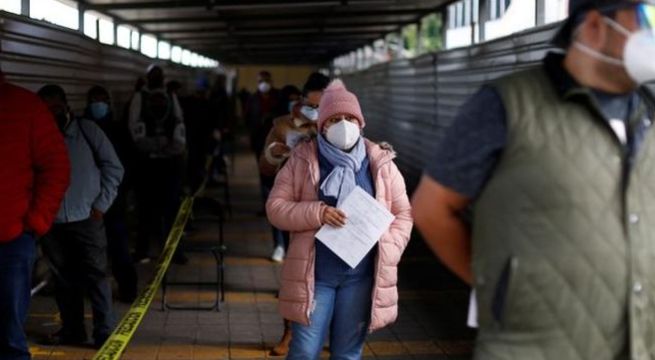 Muertes por coronavirus en México suben a 100,823
