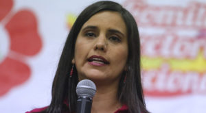 Verónika Mendoza oficializó precandidatura presidencial en el Cusco