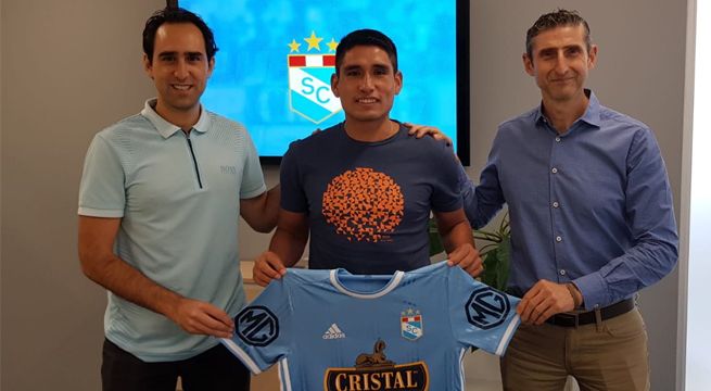 Irven Ávila fue presentado oficialmente como jugador de Sporting Cristal