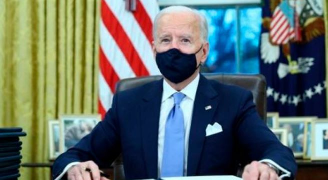 Joe Biden endurece normas contra la covid-19 en primer día como presidente de Estados Unidos