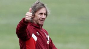 En el día de su cumpleaños, Ricardo Gareca recibe el saludo de la selección peruana