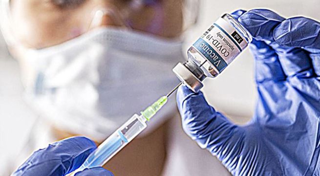 Revelan lista con las 487 personas que recibieron vacuna de Sinopharm
