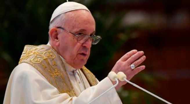 El Papa defiende su viaje a Irak a pesar del riesgo de COVID-19