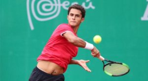 Juan Pablo Varillas clasificó a las semifinales del Challenger de Santiago