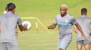 Volvió: Jefferson Farfán se unió a los entrenamientos con Alianza Lima