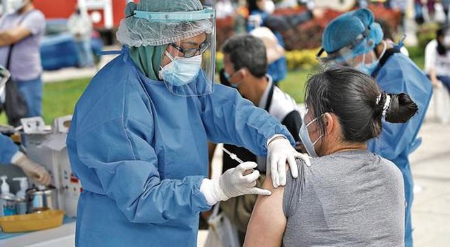 Perú ya aplicó 2 millones 117,737 dosis de la vacuna contra la covid-19