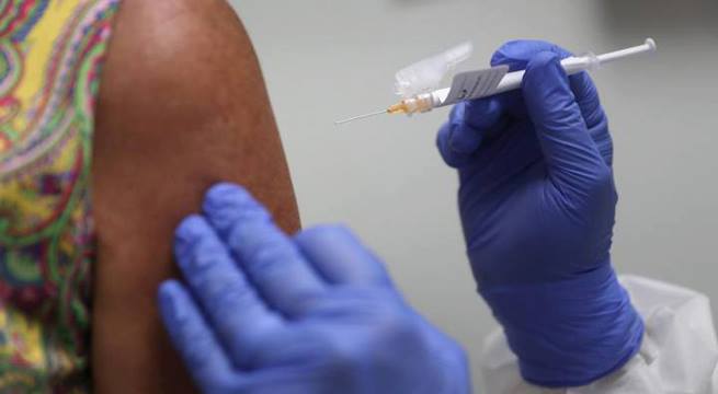 OMS advierte que la pandemia solo terminará cuando 70% de la población esté vacunada