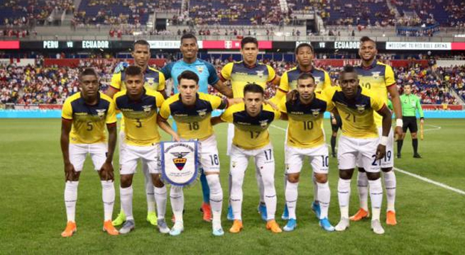 Ecuador anuncia a sus convocados para enfrentar a la selección peruana