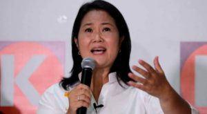 Keiko Fujimori reafirmó su compromiso de vacunar contra la Covid-19 a toda la población peruana