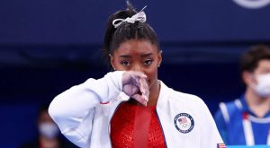 Tokio 2020: Simone Biles se retira de la final de gimnasia por equipos