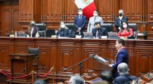 Guido Bellido inicia su discurso en quechua, pero parlamentarios le reclaman hacerlo en castellano