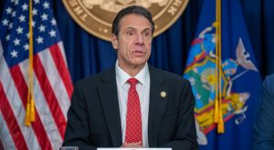 Andrew Cuomo renunció al cargo de gobernador de Nueva York tras acusaciones de acoso sexual