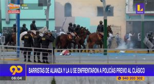 Barristas de Alianza y Universitario se enfrentaron a policías previo al clásico