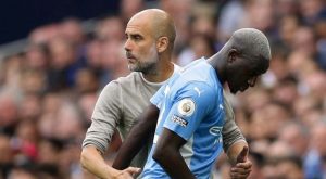 Futbolista del Manchester City es detenido tras ser acusado de violación