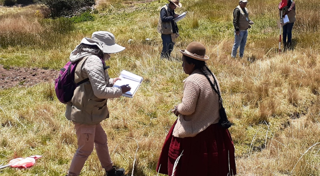 MIDAGRI logra inscribir más de 1.200 títulos de propiedad agraria a favor de 3 mil aimaras de comunidades ubicadas a orillas del lago Titicaca