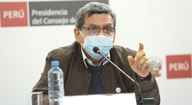 Ministro Cevallos: «Por ahora las cuarentenas y medidas extremas están descartadas»