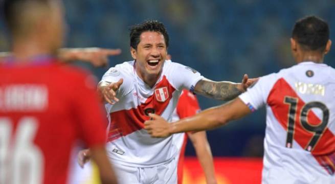 Gianluca Lapadula: «Desde el primer día que llegué, el Perú me aceptó como un hijo”