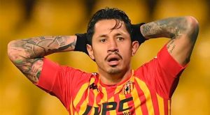 Gianluca Lapadula se quedará jugando en la segunda división de Italia