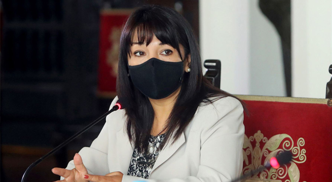 Mirtha Vásquez invoca al Parlamento a debatir cambios sobre adecuado balance de poderes