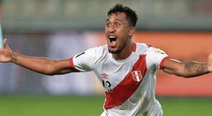 Renato Tapia se recuperó y podría jugar ante Bolivia